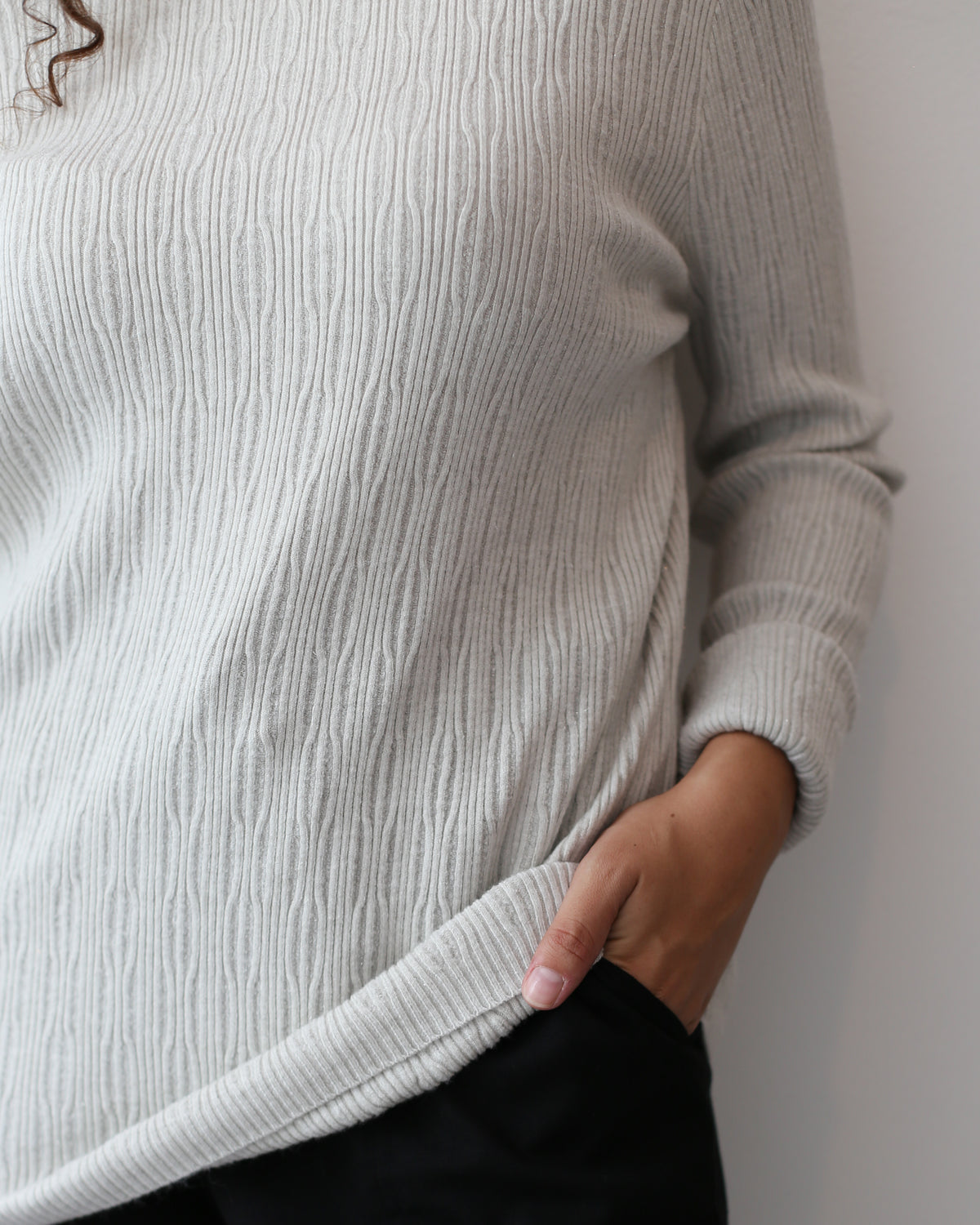 FOIL TEXTURED KNIT