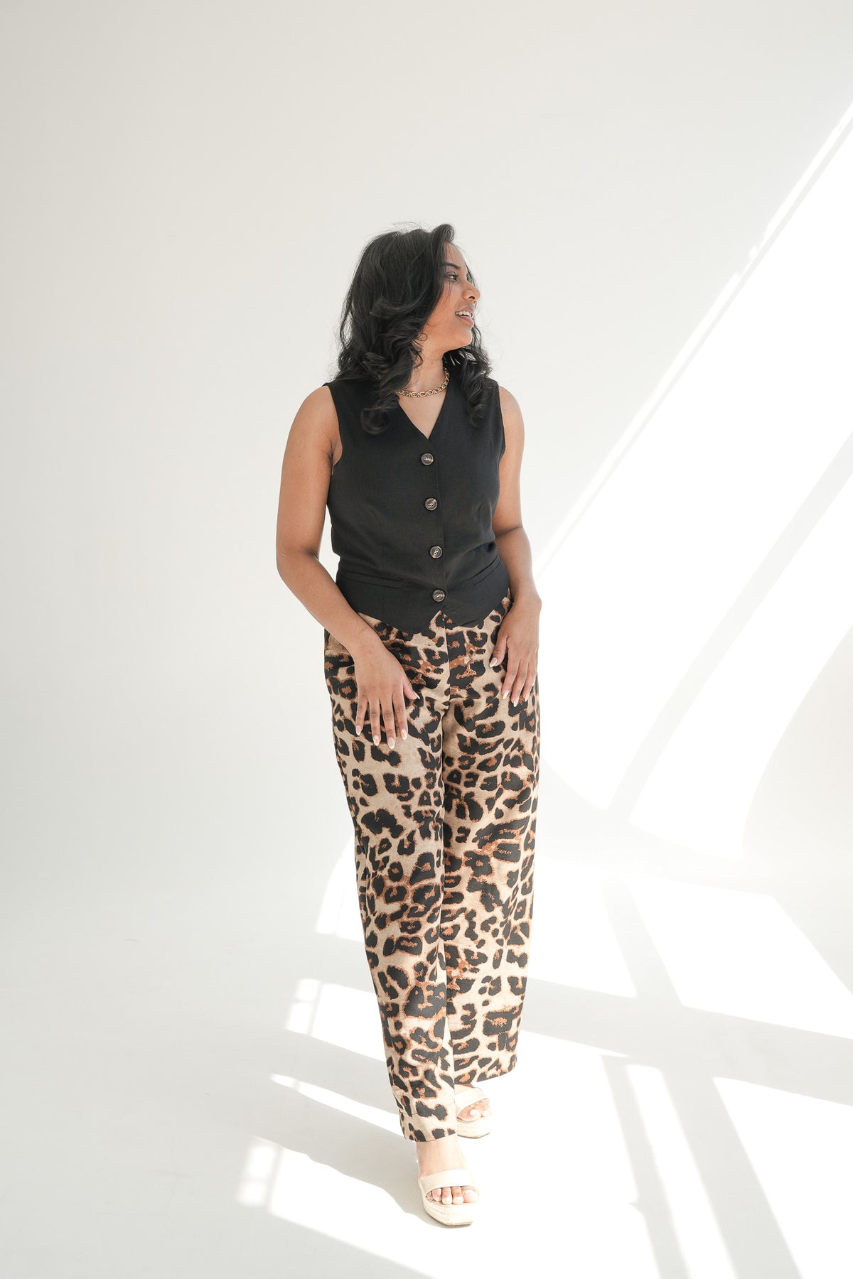 WAISTCOAT | BLACK