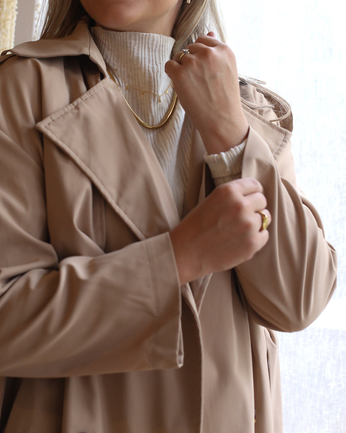 CAMEL TRENCH