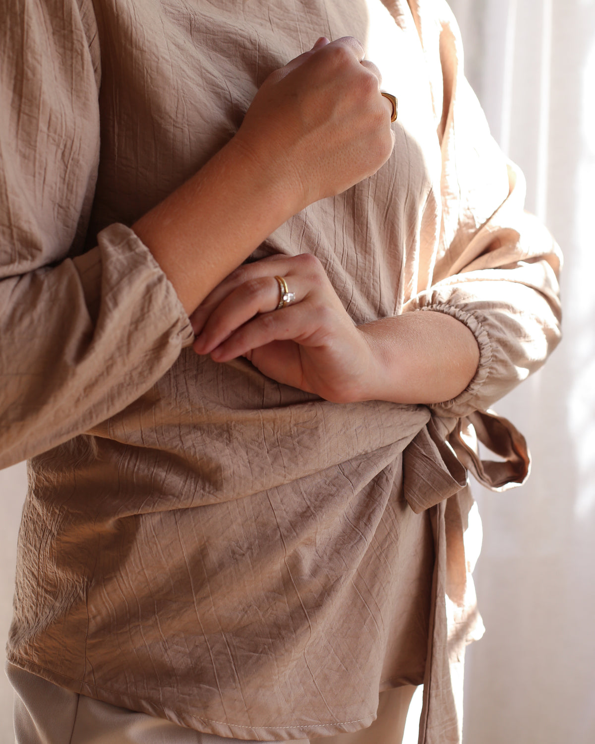 KNOT BLOUSE | NUDE