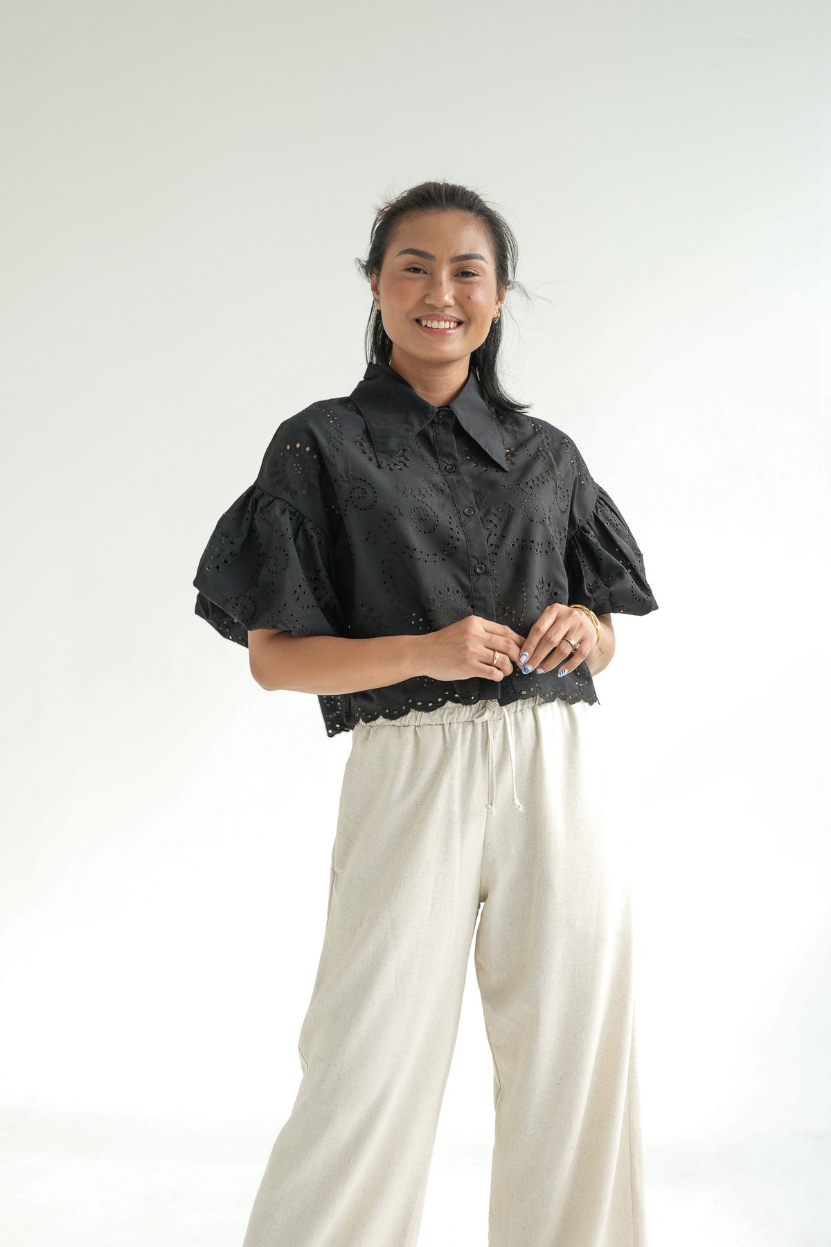 PUFF SLEEVE BLOUSE | ANGLAISE BLACK