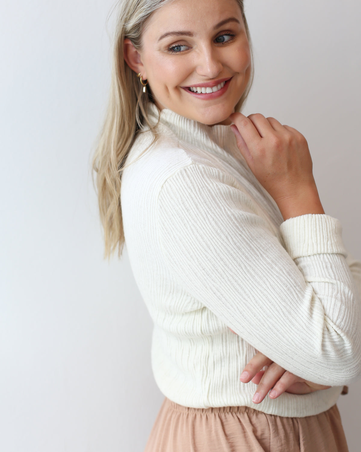 FOIL TEXTURED KNIT