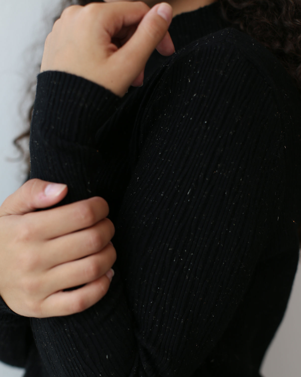 FOIL TEXTURED KNIT