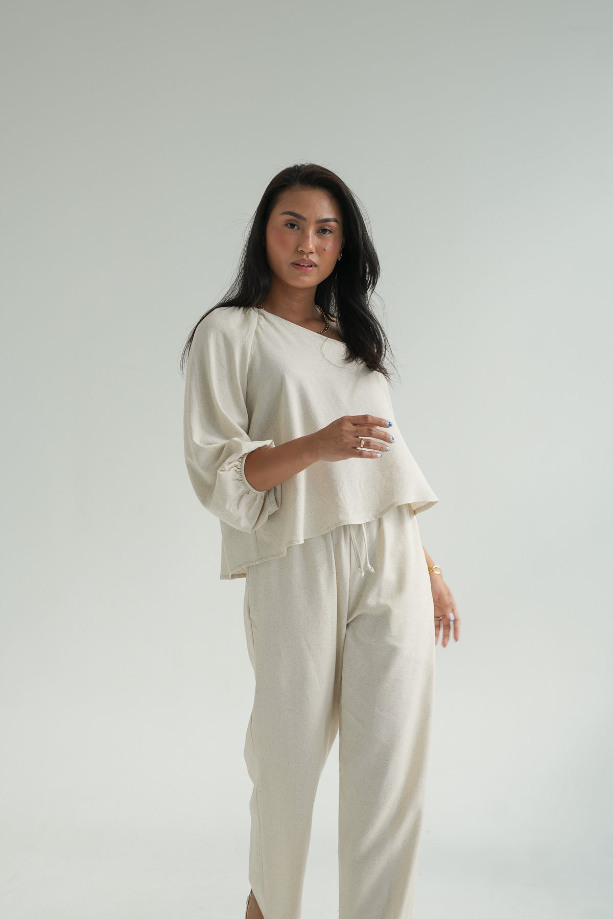 ONE SHOULDER BLOUSE | OATMEAL