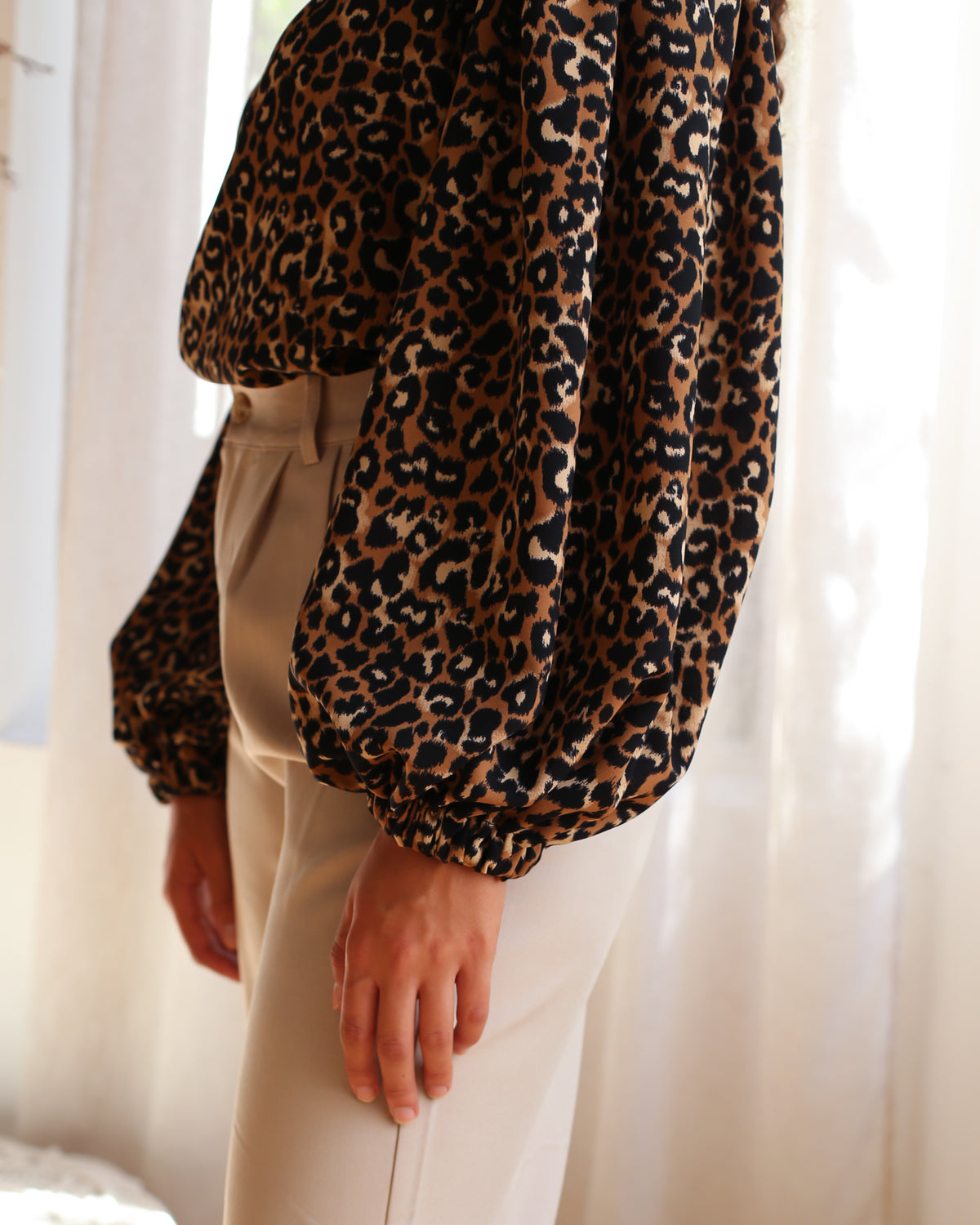 PRINT PUFF SLEEVE BLOUSE
