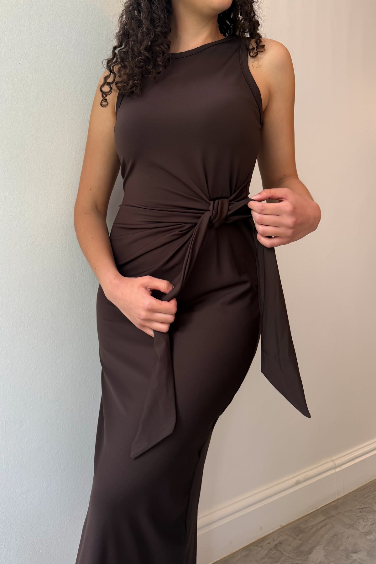 KNOT DRESS | BROWN
