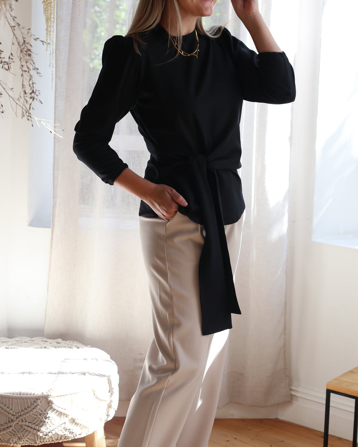 KNOT BLOUSE | BLACK