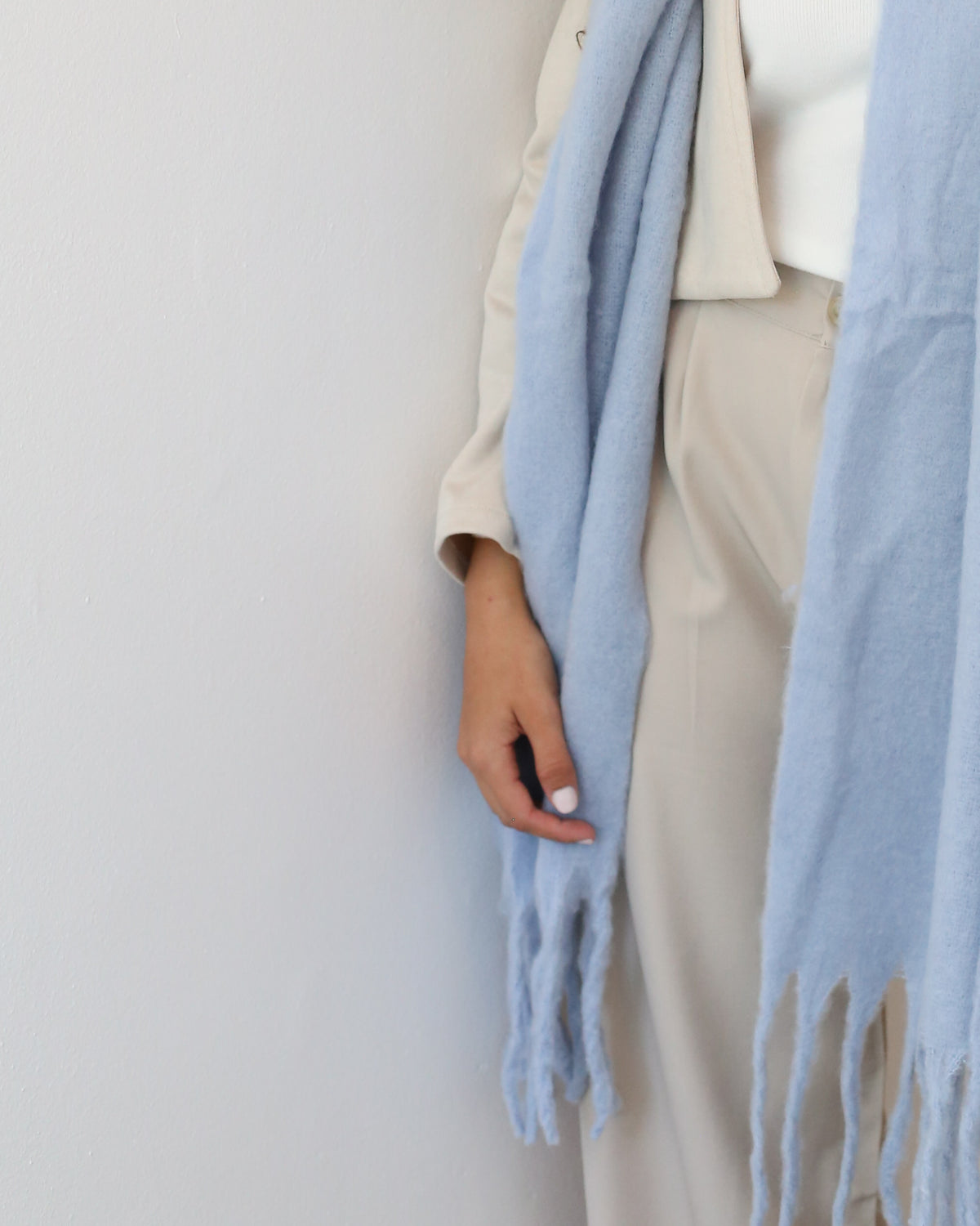 BABY BLUE BLANKET SCARF